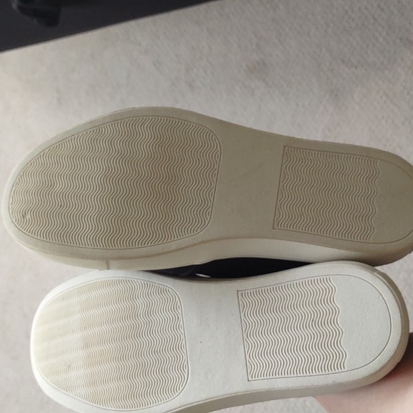 Torrid Women's Black Sneaker Loafers Size 8 - Picture 3 of 3